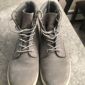 Women's Timberland Sneaker/Boot Size 8